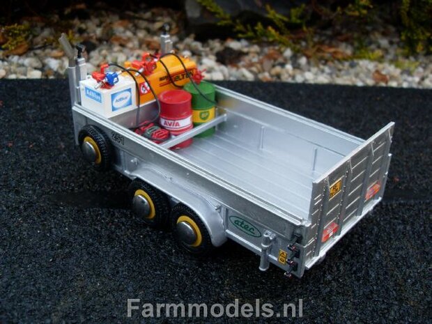 915. Nieuwe aanhangers AgriService  Selten