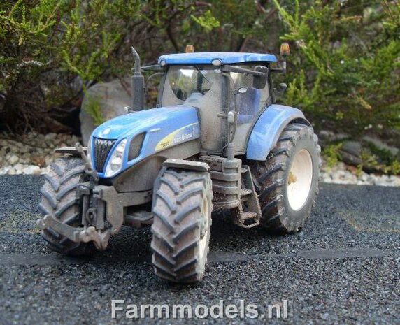 549. Loonbedrijf Ardjan van Liere met 3x New Holland T7070 (+ vervuilde look)