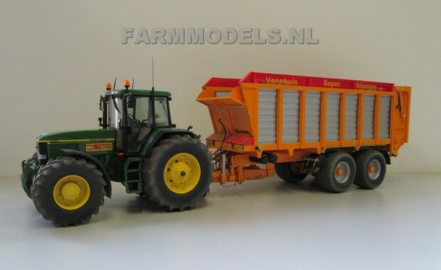 326. John Deere 7810 met VMR Veenhuis SW 450 silagewagen