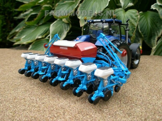 549. New Holland T7.270 Blue Power met Monosem ma&iuml;s zaaicombinatie