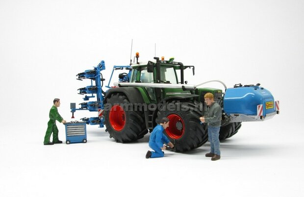 VOORBEELD FOTO&#039;S Fendt 926 Vario G1, Extra Brede banden + spatborden + trekhaak + Zwaailampen + Antennes- 1:32 WeiseToys Handmatig verbouwd / Manually rebuilt