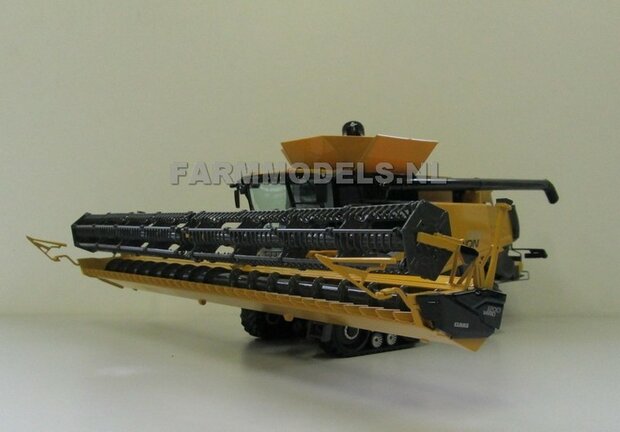 405.  Caterpillar Claas Lexion 770 met V1200 maaibord Limited Edition