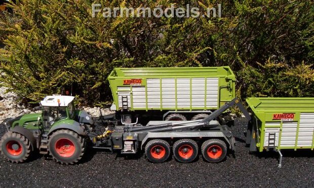 646. Loonbedrijf Christ Vercant met nieuwe Fendt 936 en Kaweco Carrier met Radium silagebak