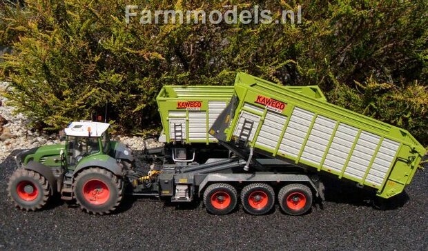 646. Loonbedrijf Christ Vercant met nieuwe Fendt 936 en Kaweco Carrier met Radium silagebak