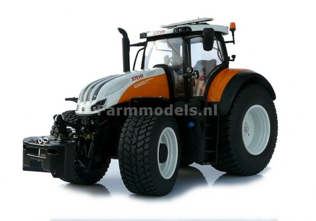 KOMMUNAL Steyr 6300 Terrus CVX Gazon/ Nokian banden  1:32 Marge Models MM1815 