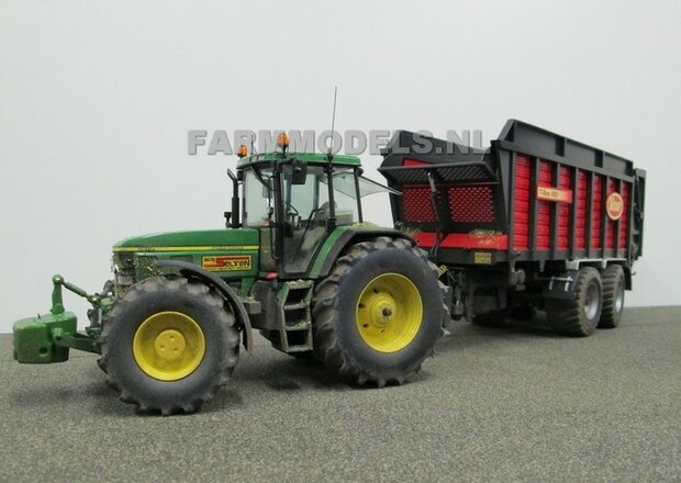 616. Selten hakselt eerste ma&iuml;s, met Vicon T-Rex en John Deere 7810