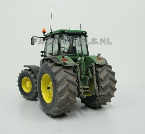 326. John Deere 7810 brede banden