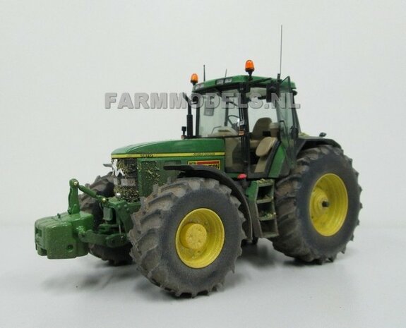 326. John Deere 7810 brede banden