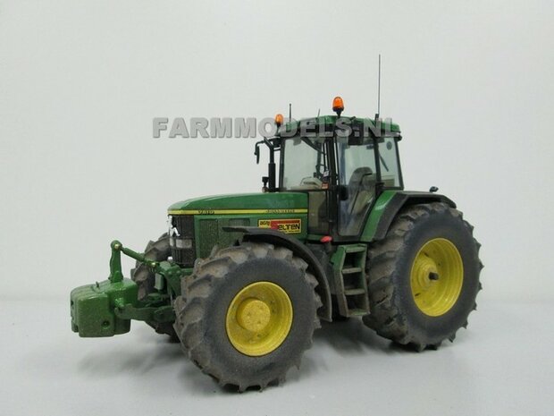 326. John Deere 7810 met VMR Veenhuis 3 asser carrier 