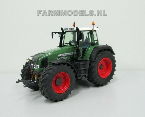 50166** Fendt Favorit 926 Vario Gen. 2 DEALER  Farmmodels Editie  (1999 - 2002) 1:32