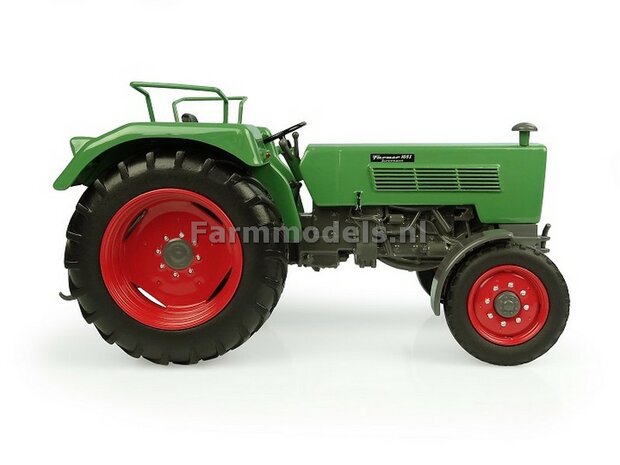Fendt Farmer 105 S 2WD 1:32 Univeral Hobbies UH5276        EXPECTED