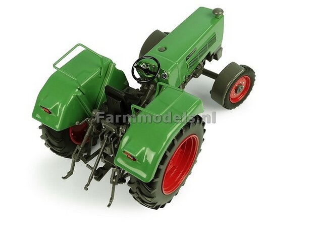 Fendt Farmer 105 S 2WD 1:32 Univeral Hobbies UH5276        EXPECTED