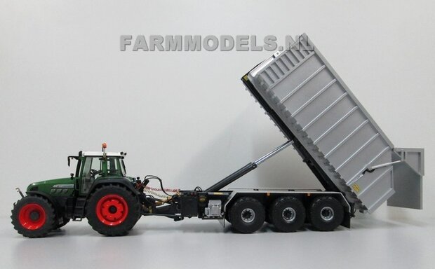 171. Fendt Favorit 926 Vario Gen. 2 met VMR haaharm carrier en silage kipper