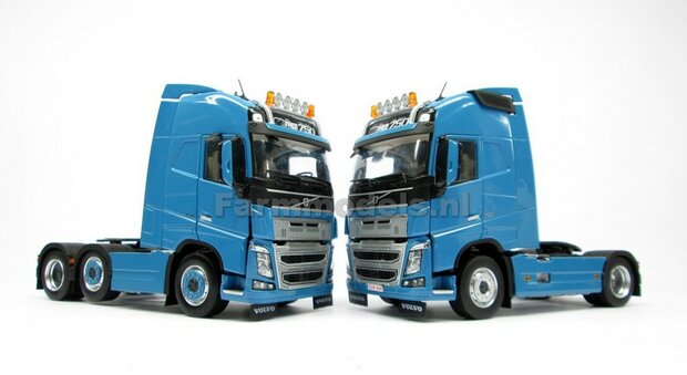 2x Sideskirt set BLAUW voor Volvo FH16 6x4, kleur MM1811-04, 1:32  