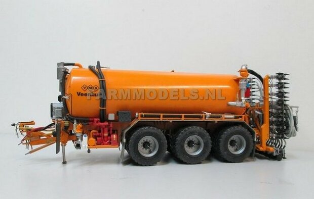 2x VMR Veenhuis 14mm hoog -VMR logo/ Veenhuis onder elkaar- zwart op Transparant Pr&eacute;-Cut Decals 1:32 Farmmodels.nl