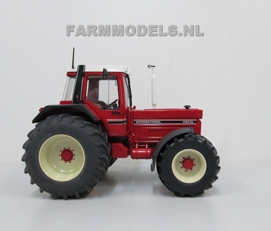 Aluminium Achteras velgen + bredere banden, geschikt voor de SCHUCO Case &amp; IH 1255 / 1455  Massieve Aluminium velgen 1:32                  