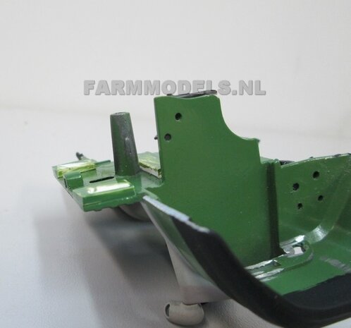 Brede bandenset met aluminium achteras velgen, Fendt ROOD geleverd, geschikt voor de WeiseToys Fendt 926/ 930 Gen II en Gen. III  1:32                        