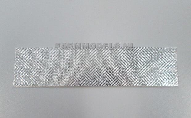 1x Aluminium miniatuur traanplaat, ong 200 mm x 170 mm 1:32