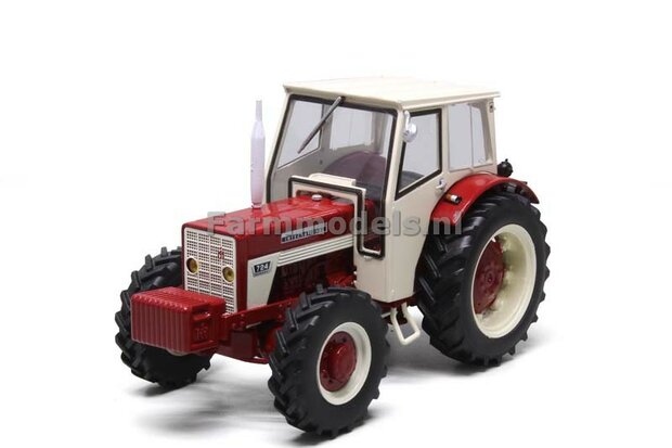 IH 724 International 4WD met cabine en frontgewicht 4x4 1:32 Replicagri REP150  