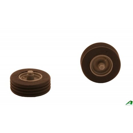 &Oslash; 20 mm: 2x Banden vooras/ aanhanger / loopwiel fronthef werktuig 01  1:32   04207