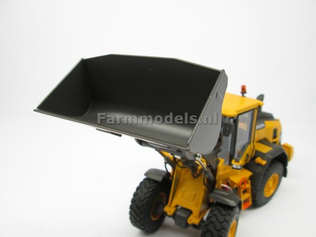Volvo L60H Shovel 2023, Michelin banden+ Volvo VAB-STD snelwissel + bak 1:32 AT3200120  NB2B  LAST ONE/OP=OP
