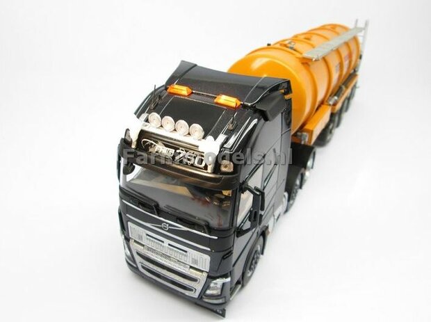 Cabine dakrand Lichtbalk met 4 lampen en 2 oranje zwaailichten, origineel Volvo FH16 item 1:32                                      