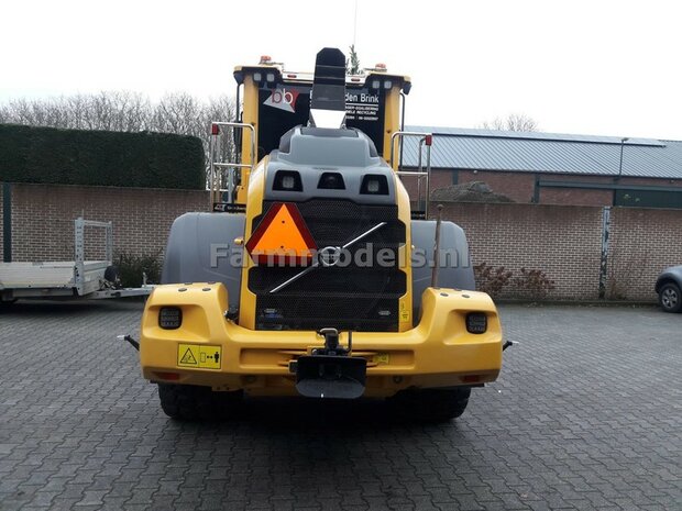 Opties Volvo L60H Shovel/ Voorbeeld foto&#039;s + VAB-STD snelwissel Brede banden etc. 1:32  AT3200120 