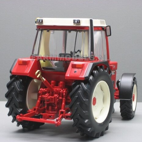 IH 856 XL - Turbo International 4WD met voorspatborden 1:32 Replicagri REP101        PRE-ORDER