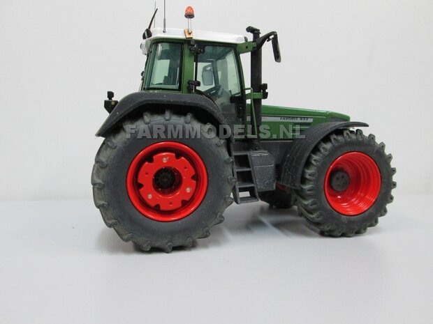 2x Wielgewichten Fendt 824 / 926 Gen. I, Resin, &Oslash; 24.3 mm Blank geleverd   1:32