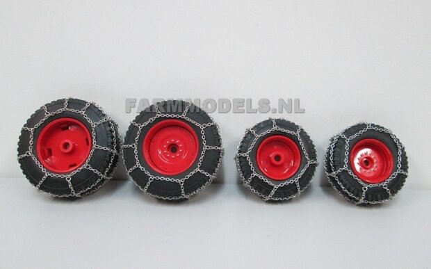 Sneeuwketting en Bandenset, vooras &Oslash; 50 mm + achteras &Oslash; 61 mm 1:32 geschikt voor div. trekkers  Wiking WK7391