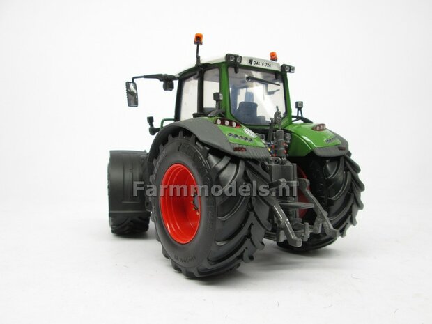 Aluminium Achteras velgen + bredere banden, geschikt voor de UH Fendt 724 (Massieve Aluminium velgen) 1:32  