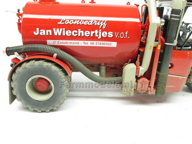 COMBISET: Dirty &amp; ND-VERVAET Hydro Trike STOF- &amp; MESTLOOK + VEENHUIS Bouwlandbemester (Verkruimelrollen) RED TANK + Wiechertjes LOGO 1:32   MM1819-Wiechertjes-3-COMBI-D