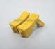 Blokkeerwig helder geel gespoten set van 2 stuks kunststof 1:32 _
